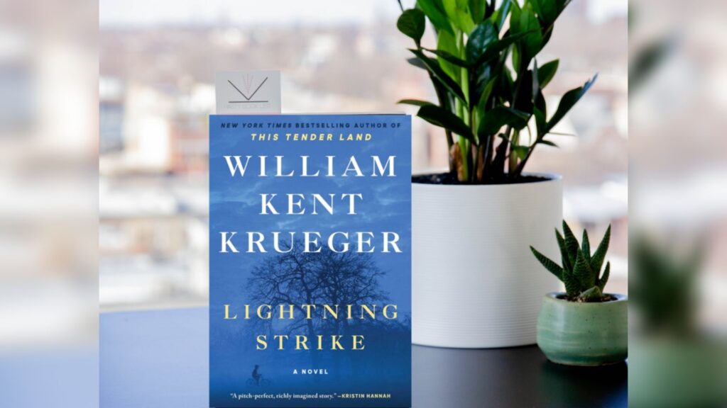 Lightning Strike by William Kent Krueger Cover image