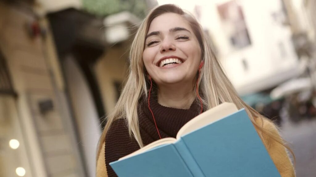 happily reading lady | 11 Amazing Benefits of Speed Reading